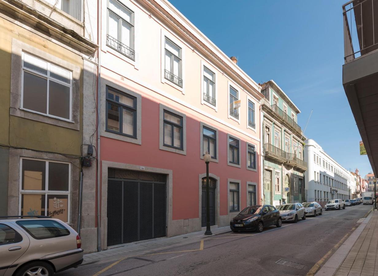 Lovelystay - Primrose 2Br Flat With Free Parking, Ac And Balcony Porto Dış mekan fotoğraf